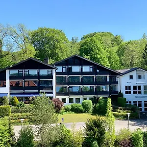 Schloss Berg Hotel Berg am Starnberger See